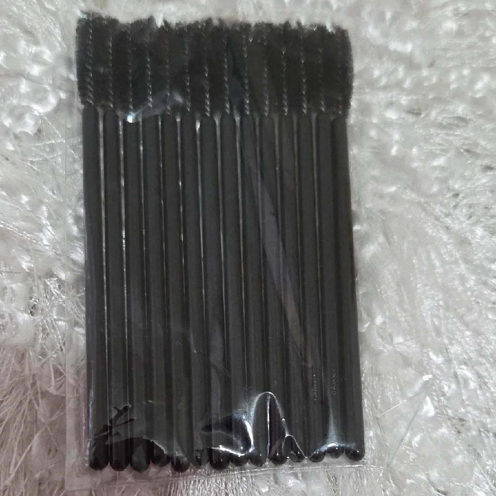15 Pcs Black Disposable Mascara Wands